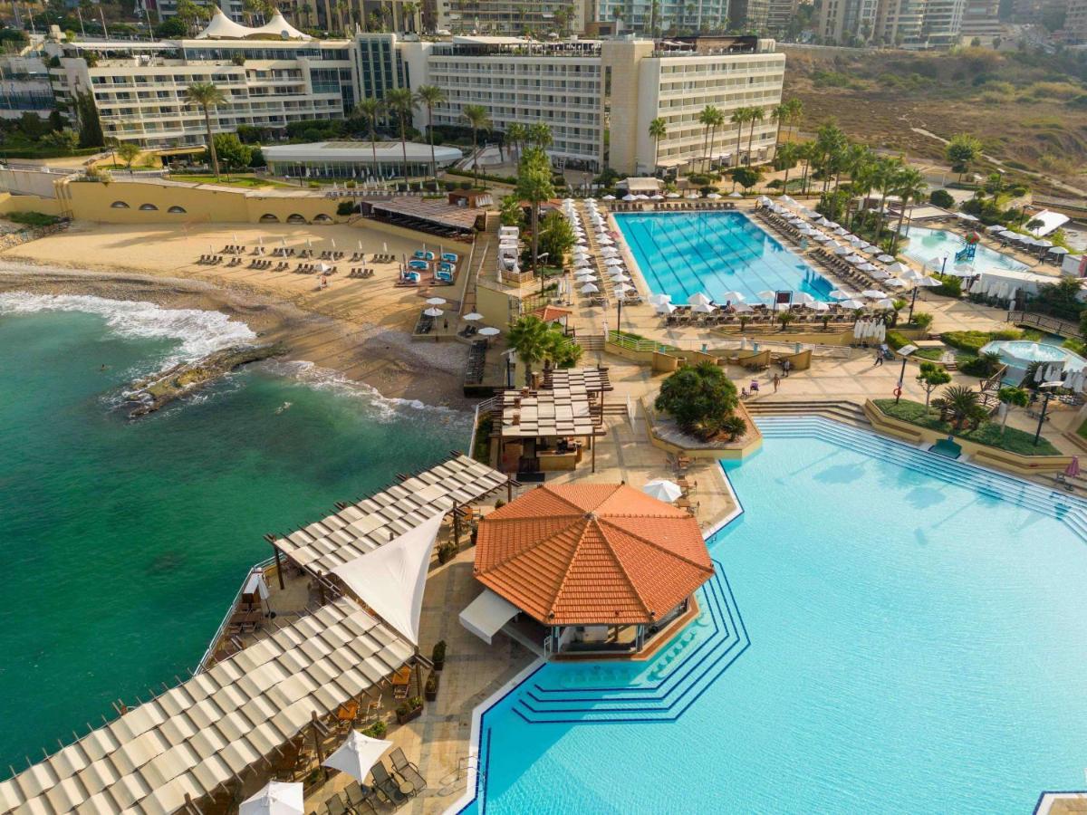 Moevenpick Hotel Beirute Exterior foto