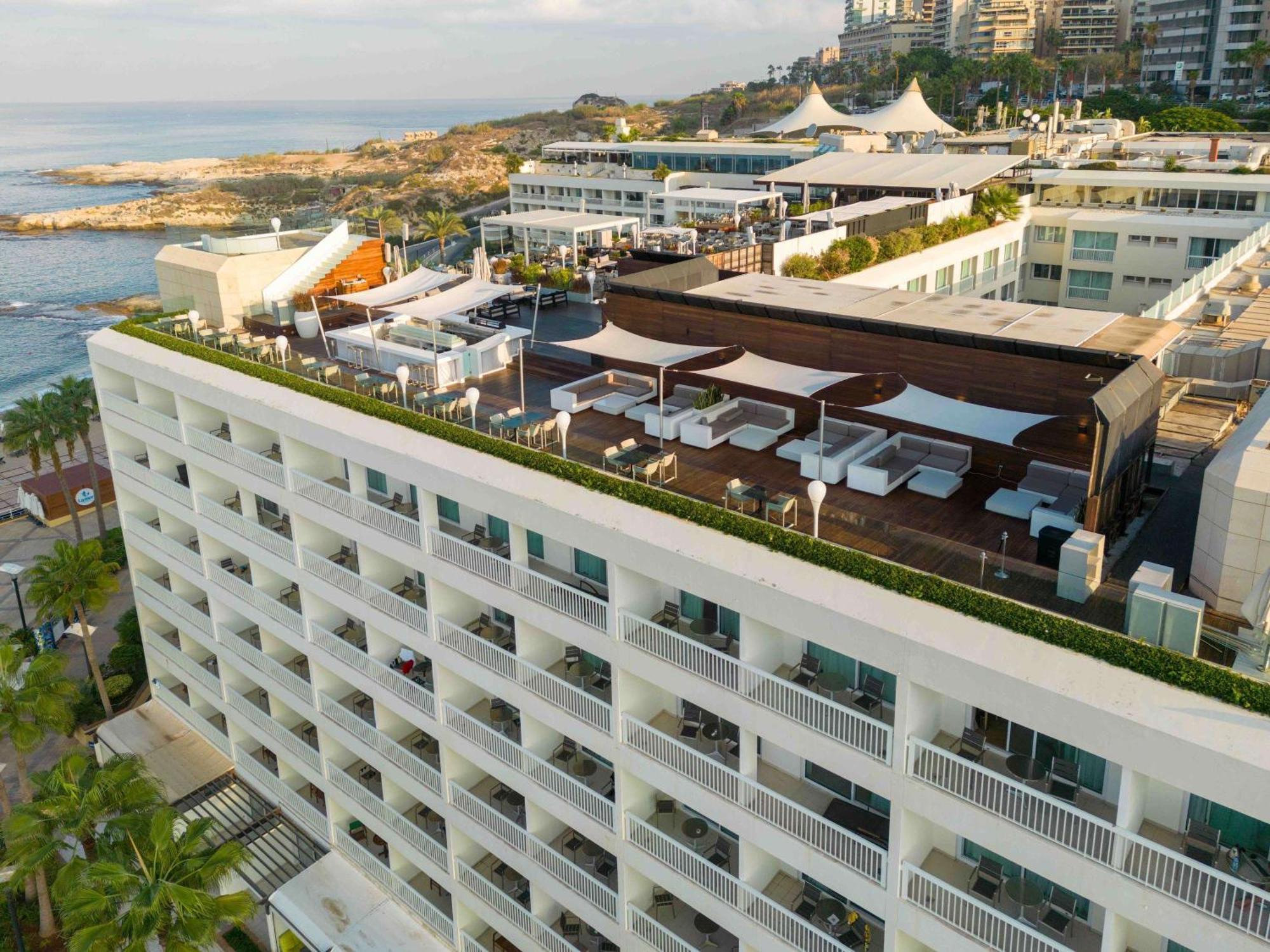 Moevenpick Hotel Beirute Exterior foto