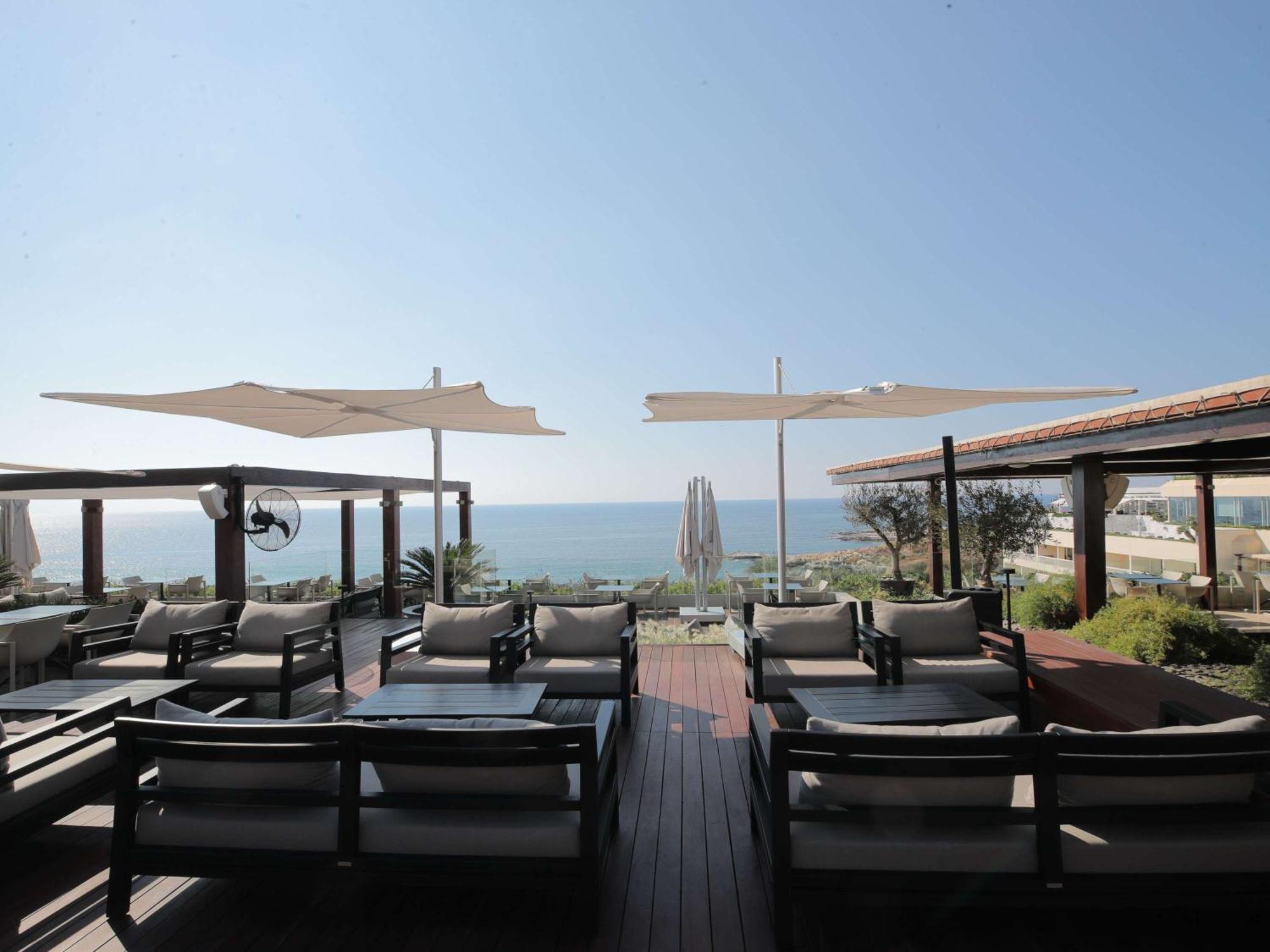 Moevenpick Hotel Beirute Exterior foto