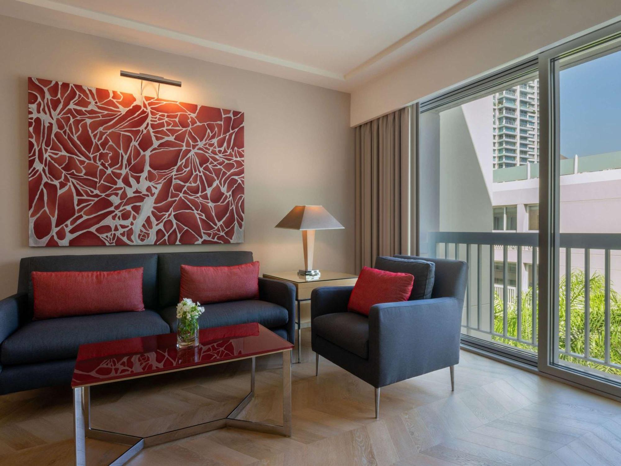 Moevenpick Hotel Beirute Exterior foto